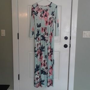 Long sleeve maxi dress